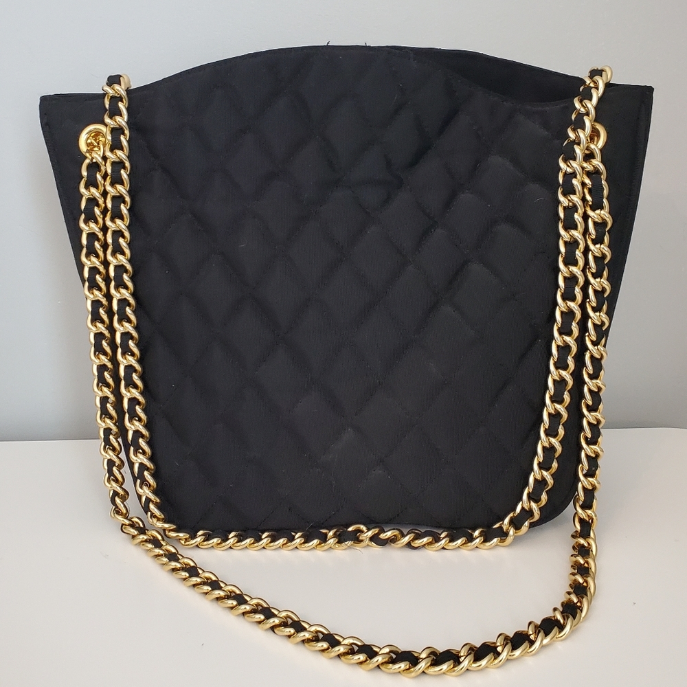 Albert Nipon Black Quilted Bag